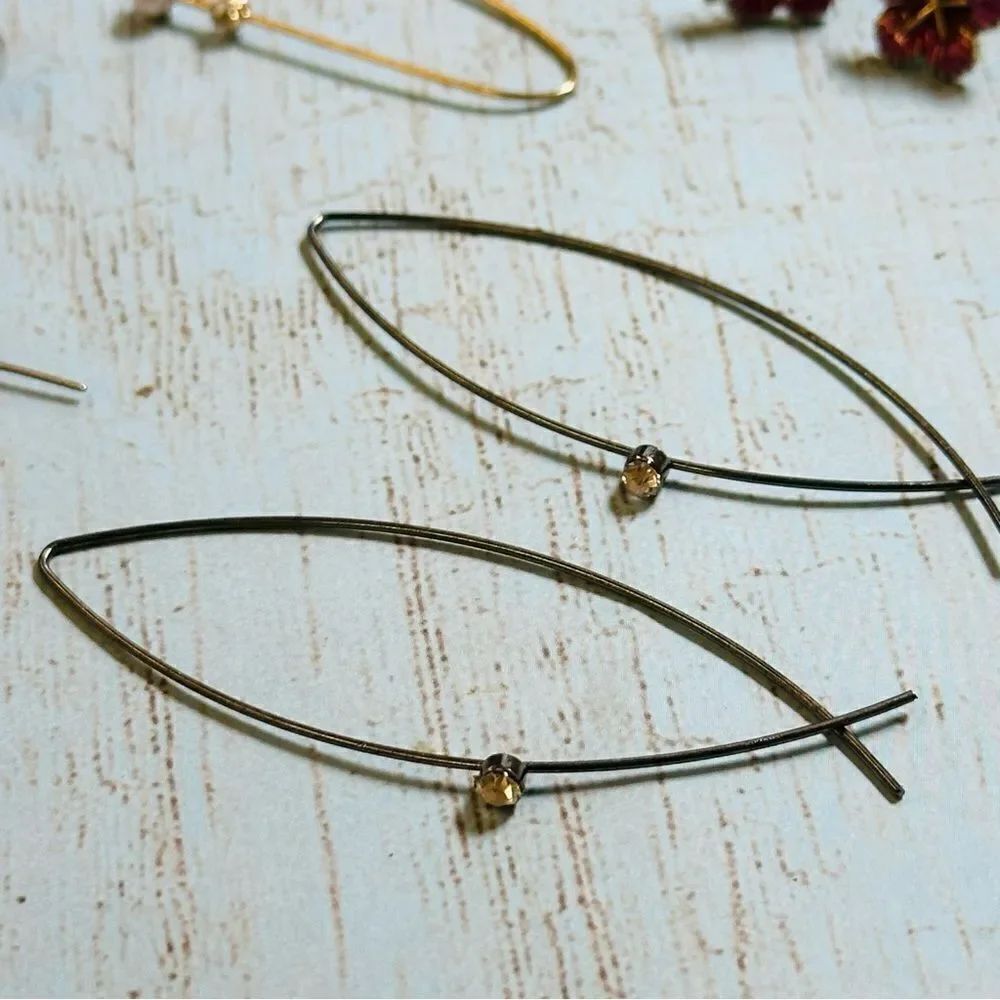 Earring Bundle - Picture 7 of 7